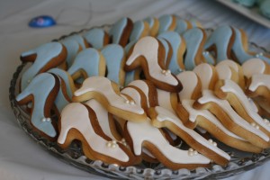 Cinderella's glass slipper cookies also in blue and white. 